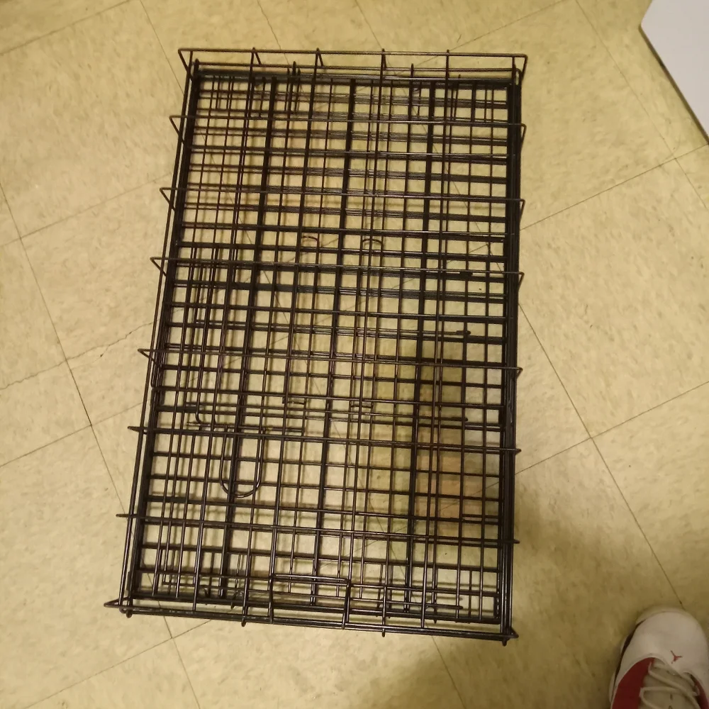 1 medium 1 large kennel